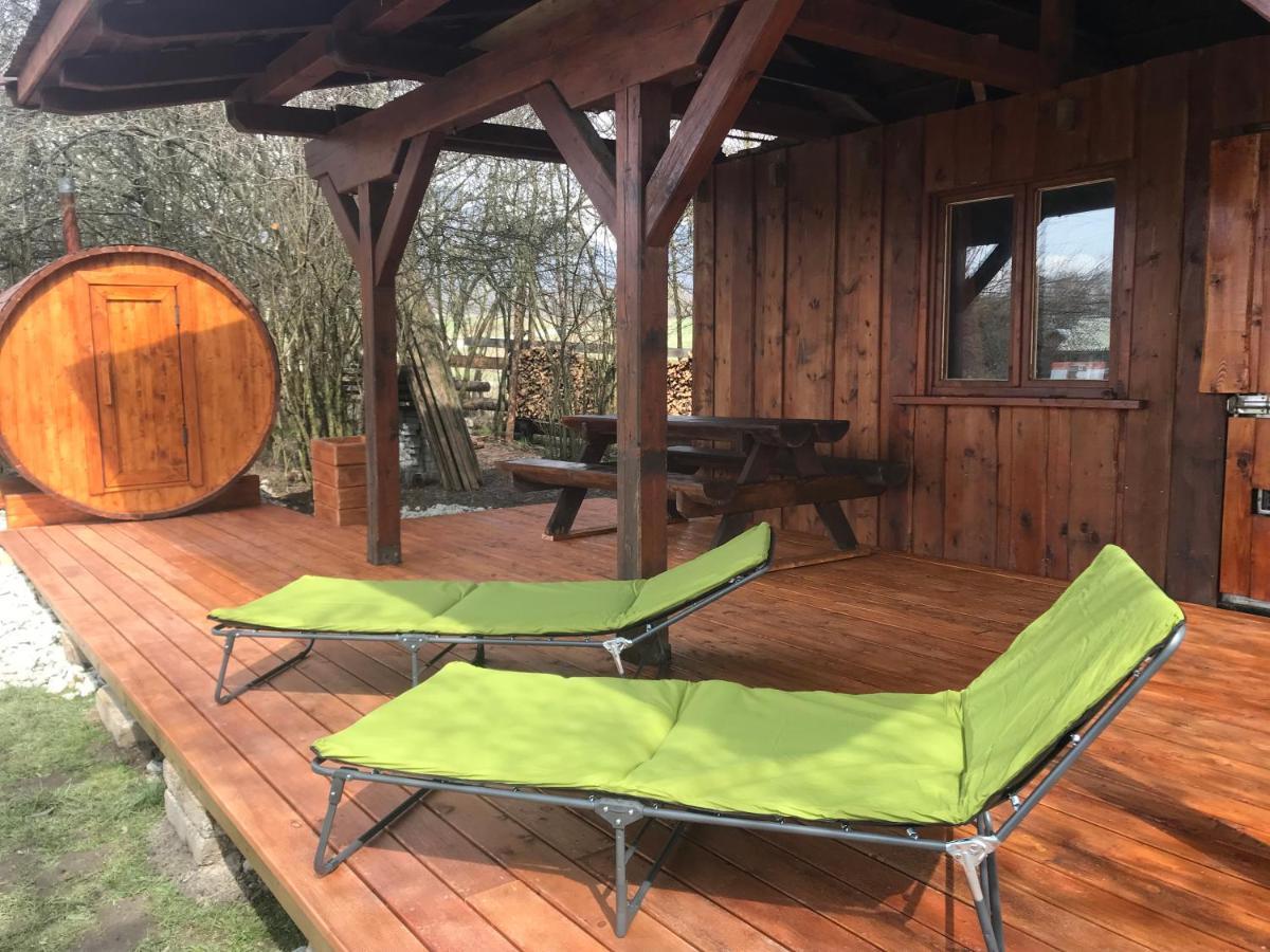 Romanticka So Saunou V Prirode Campsite